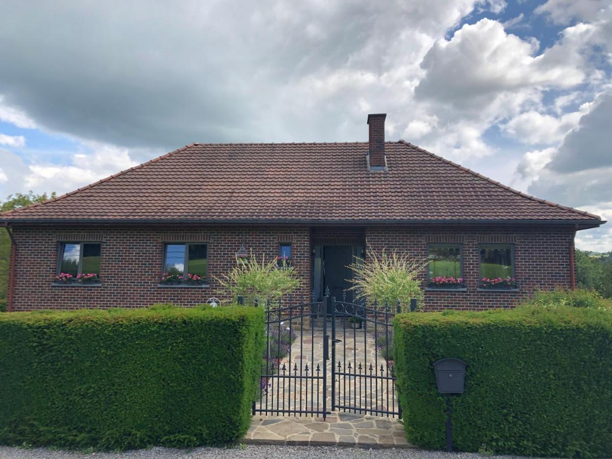Au Refuge Du Speleo Bed & Breakfast Hotton Dış mekan fotoğraf