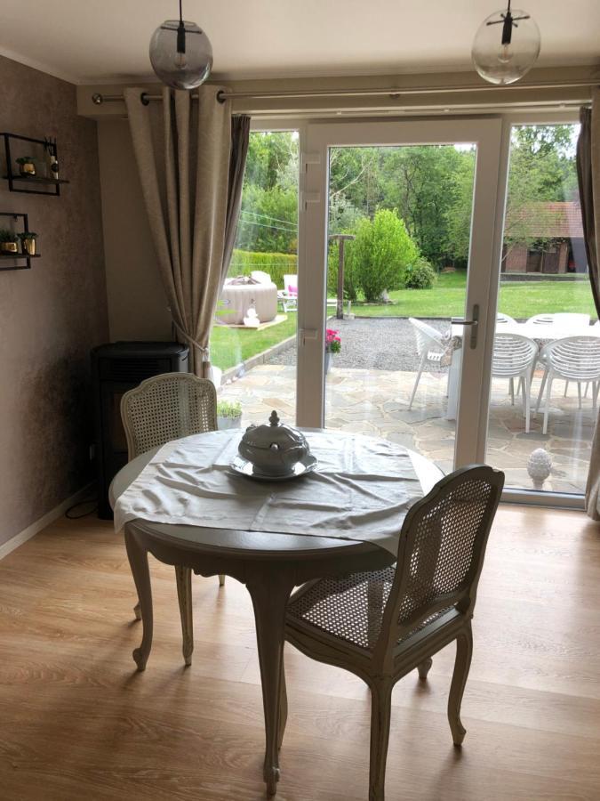 Au Refuge Du Speleo Bed & Breakfast Hotton Dış mekan fotoğraf